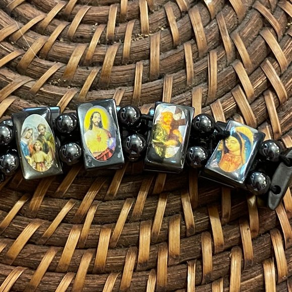 🐞2 for 30🐞One Size Fits All Saints Bracelet - Picture 3 of 6